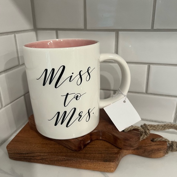 Cute Miss. To Mrs.. MUG! - Picture 3 of 11